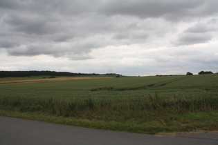 zwischen Laubach und Rhoden, Blick nach Südosten