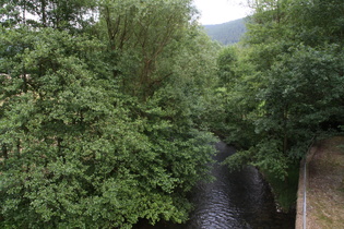 die Lenne bei Saalhausen, Blick flussaufwärts