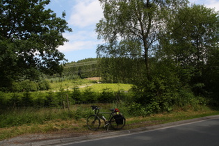 fünfter Sattelpunkt der Etappe zwischen Obersalwey und Meinkenbracht, Blick nach Osten