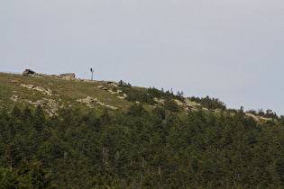 Zoom auf v. l. n. r.: Teufelskanzel und Hexenaltar