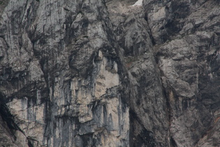 Zoom auf das Felsengesicht "Ajdovska deklica"