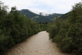 die Gader bei der Handwerkerzone Aue, Blick flussaufwärts