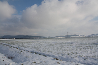 … und Blick nach Westen über Stadtoldendorf