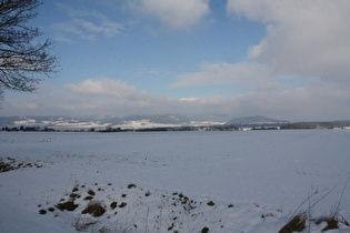 Deensen, nördlicher Ortsrand, Blick zum Vogler