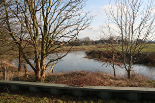 die Leine am Südrand von Bordenau, Blick flussaufwärts nach Süden