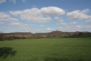 zwischen Niese und Löwendorf, Blick zum Köterberg …