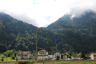 Blick über Diesbach zum Diesbachfall