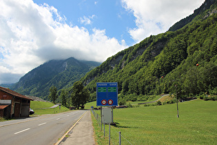 unteres Ende der Ostrampe des Klausenpasses in Linthal