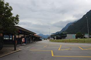 Altdorf im Reusstal, geografisch zweittiefster Punkt der Tour, Blick talabwärts …