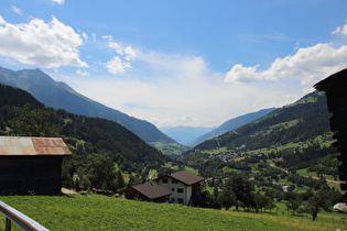 Blick von Ernen über die Talstufe ins Untergoms