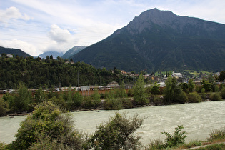 die Rhone in Brig, dahinter das Glishorn