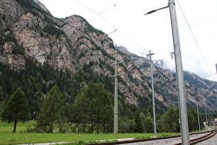 Ausweichgleis bei Herbriggen, Blick talabwärts …