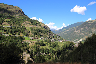 Blick über die Vispaschlucht auf Stalden und das Vispertal