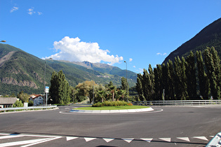 Rhonetal bei Visp, Blick ins Vispatal