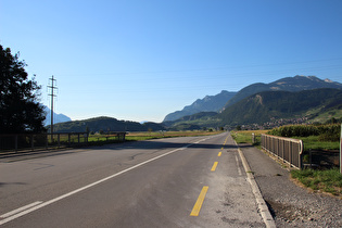 … und Blick talabwärts über die Gryonnebrücke auf Ollon