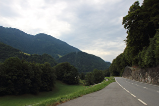 Südrampe zwischen Aigle und Le Sépey, Blick nach Süden …