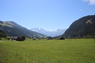 Blick über Matten talaufwärts