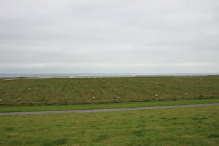 westlich von Harlesiel, Blick nach Norden, am Horizont Spiekeroog, …