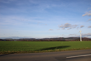 zwischen Stadtoldendorf und Deensen, Blick nach Norden zum Vogler …