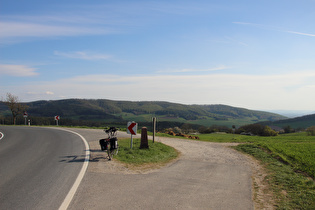 "Dach der Tour": L580 beim Hangberg; Blick zum Burgberg