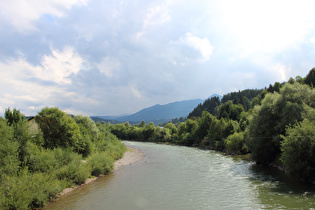 die Iller bei Sonthofen, Blick flussaufwärts …