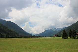 Lechtal bei Häselgehr, Blick talaufwärts