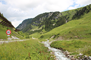 der Zürsbach unterhalb von Zürs, Blick flussabwärts