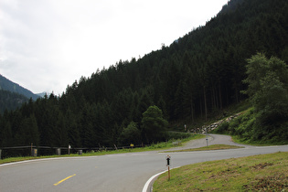 Westrampe des Zeinisjochs, unteres Ende an der Silvretta-Hochalpenstraße
