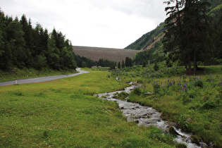 der Faggenbach unterhalb der Staumauer des Gepatsch-Stausees