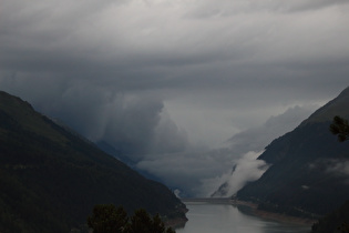 Zoom auf die Regenwolken