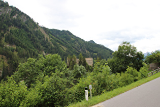 noch etwas weiter, Blick auf Burg Berneck