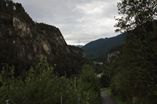 Inntalradweg in der Imster Schlucht, Blick talabwärts