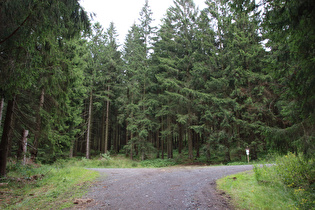 Romkestraße, oberes Ende, Blick bergauf …