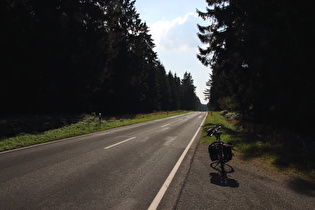 "Dach der Tour": Große Blöße / L549; Blick nach Westen …