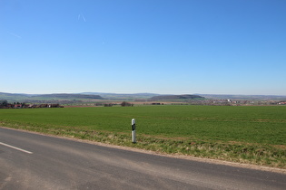 … Blick über das Leinetal nach Nordwesten …