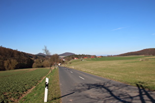 namenloser Pass zwischen Ischenrode und Rohrberg, Nordrampe, Blick nach Norden …