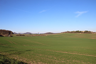 Blick von der Südrampe über Passhöhe und Zonengrenze nach Norden …