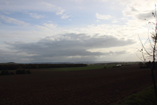 … und Blick nach Südwesten zum Deister