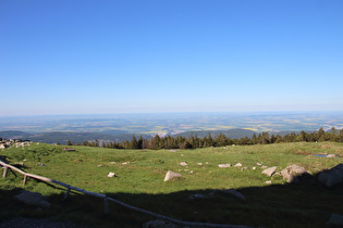 knapp unterhalb des Gipfels, Blick nach Nordosten