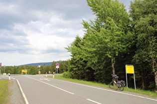 Torfhaus, westlicher OrtseingangTorfhaus, westlicher Ortseingang, im Hintergrund der Brocken