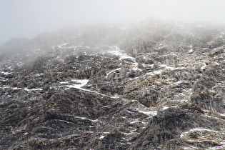 Zoom auf Neuschnee vom Vortag am Piz Ürtsch