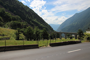 Kreisviadukt der Berninabahn in Brusio