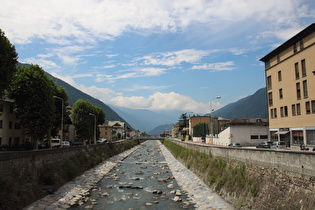 … und Blick flussabwärts