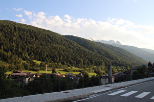 Anfahrt zum Quartier, Blick ins Valcamonica talabwärts …