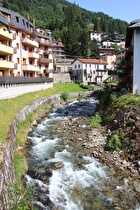 der Óglio in Ponte di Legno, Blick flussaufwärts