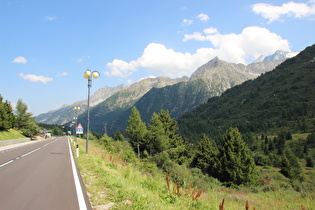 oberer Bereich der Ostrampe, Blick ins Val di Sole talabwärts