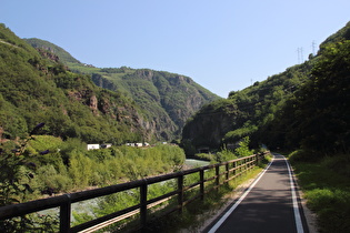 Blick von Westen auf die Talenge westlich von Blumau