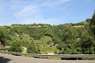 östlich des Tunnels Blick auf Völs am Schlern