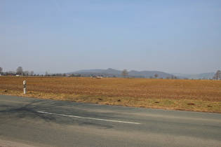 zwischen Stadtoldendorf und Deensen, Blick nach Westen, …