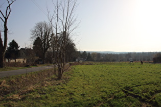 … und Blick auf Waldkater und den Deister